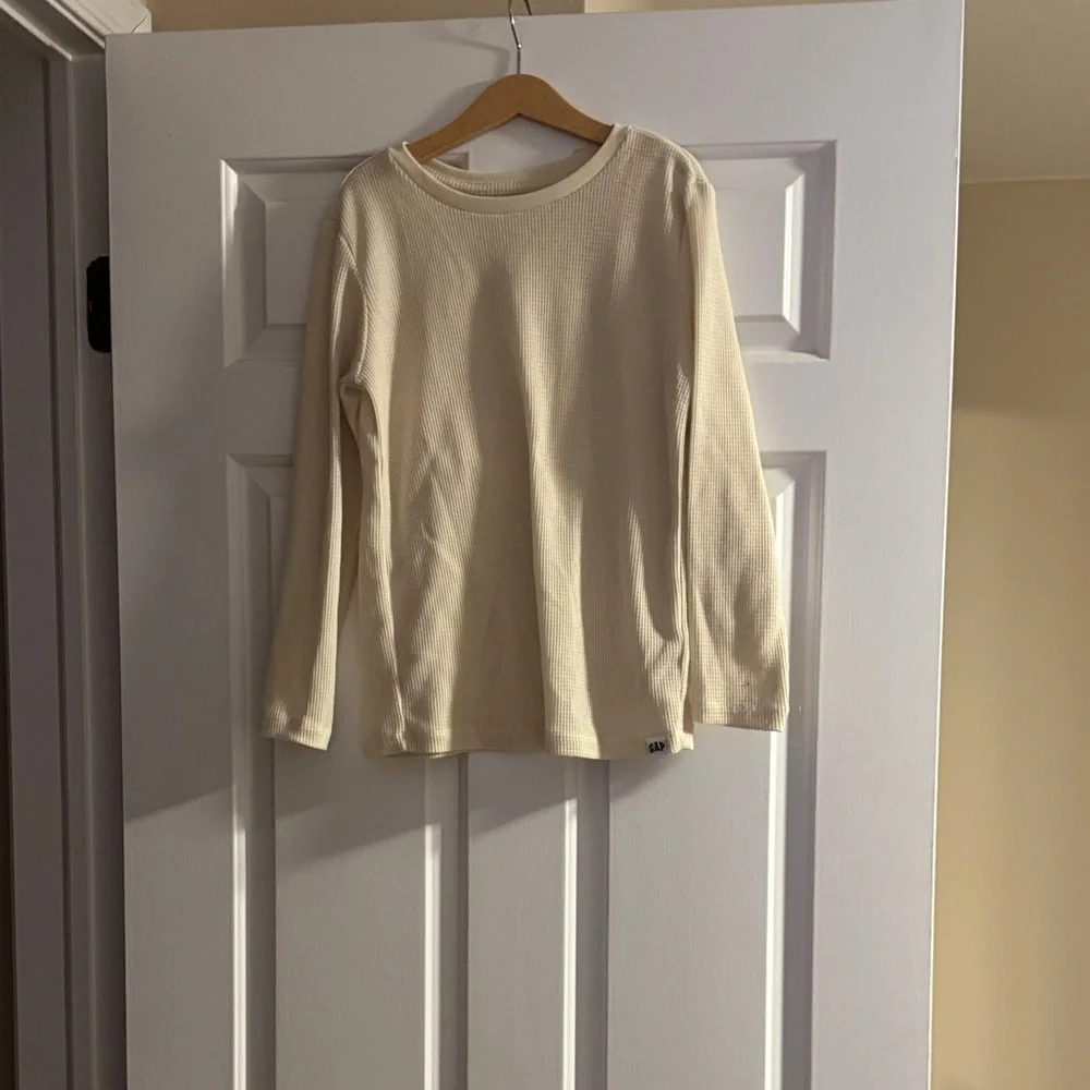 GAP Cream Waffle Long Sleeve Shirt